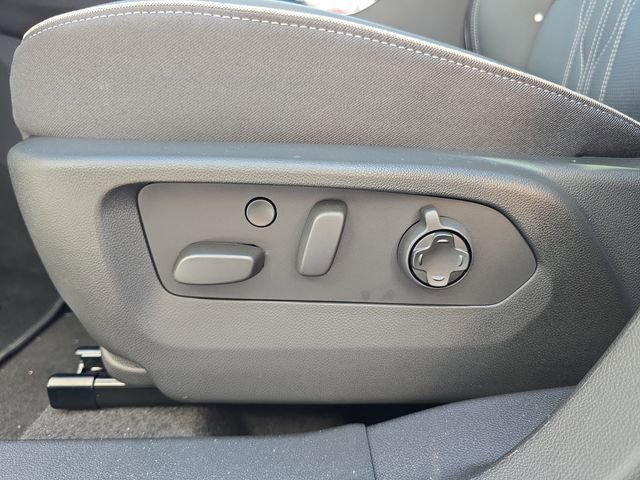 New 2026 Buick Envision Avenir image 18