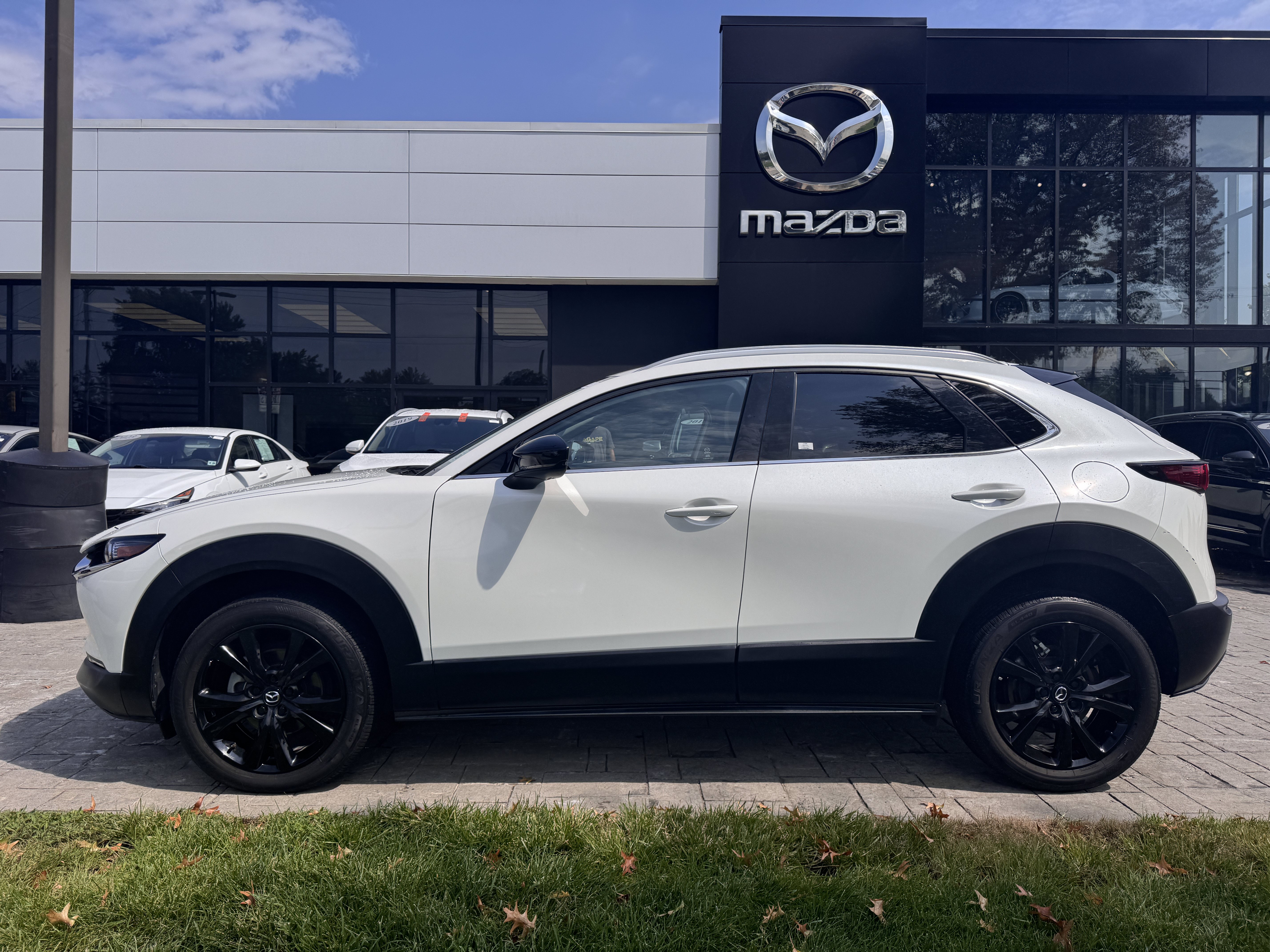 Certified 2023 MAZDA CX-30 2.5 Turbo w/ Premium Package AWD/4WD image 4