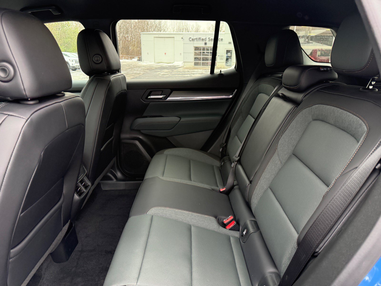 New 2026 GMC Terrain AT4 AWD/4WD image 17