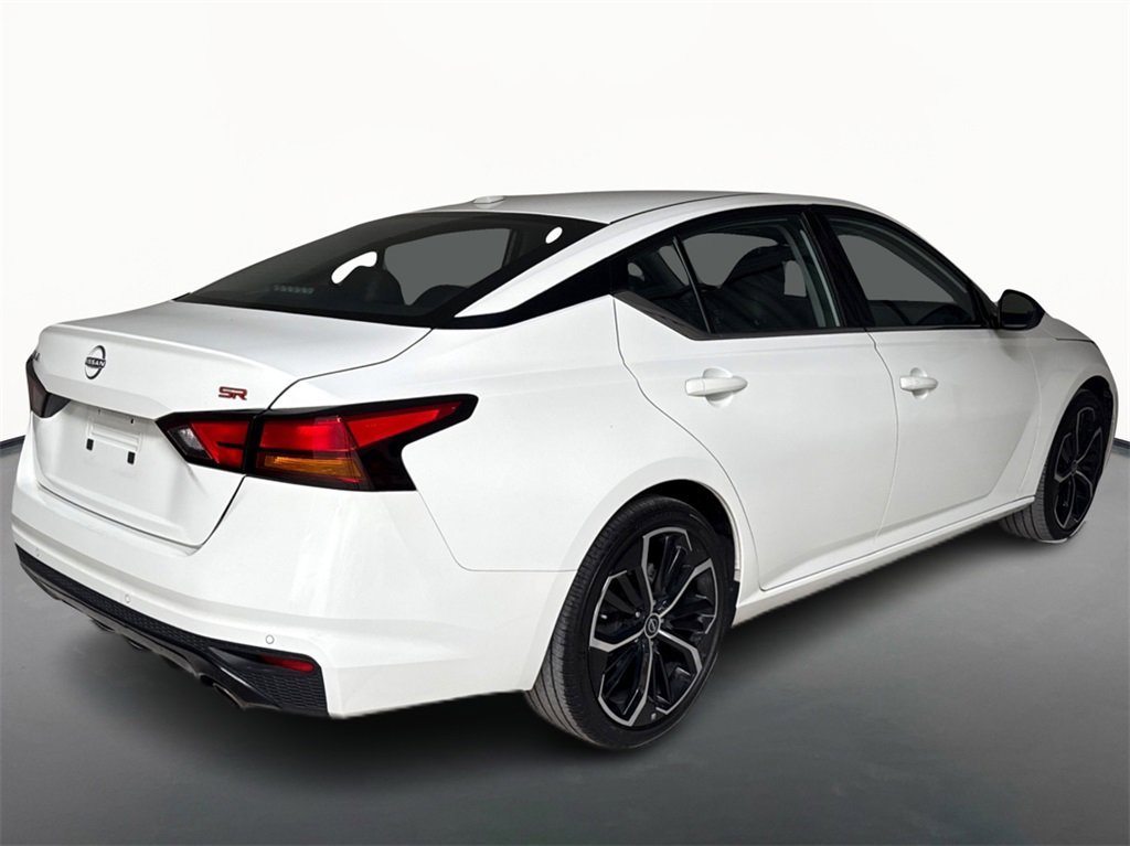 Used 2024 Nissan Altima 2.5 SR image 5