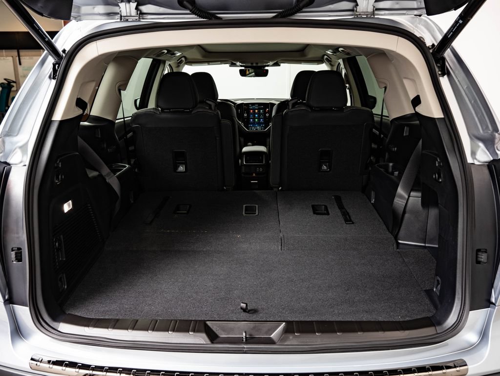 Used 2025 Subaru Ascent Onyx Edition AWD/4WD image 22
