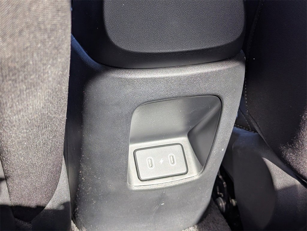 Certified 2025 Hyundai Elantra Sport image 18