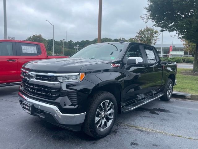 New 2025 Chevrolet Silverado 1500 LT w/ Z71 Off-Road Package