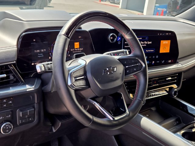 Certified 2026 Chevrolet Suburban RST w/ Advanced Technology Package AWD/4WD image 18