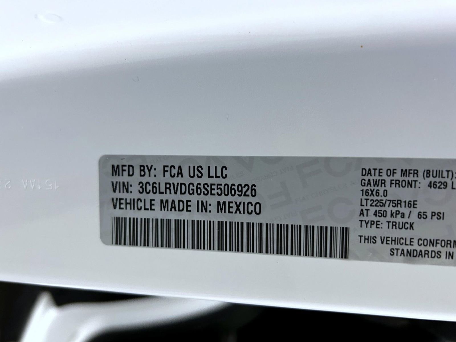 Used 2025 RAM ProMaster 2500 w/ Convenience Group FWD image 23