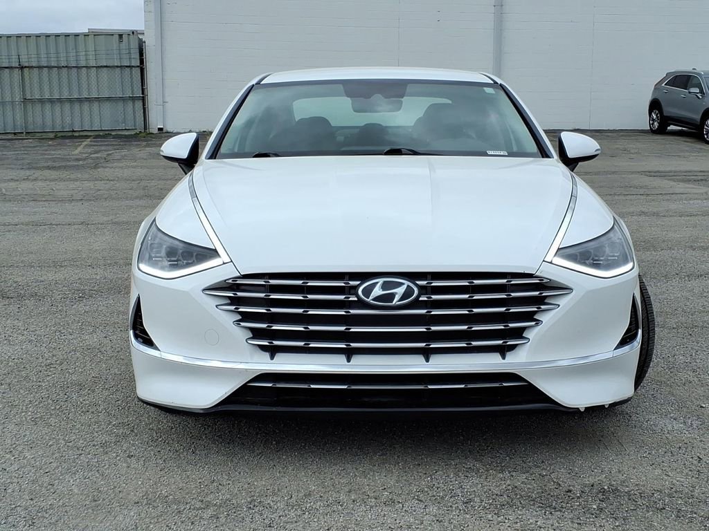 Used 2023 Hyundai Sonata SEL w/ Cargo Package FWD image 2