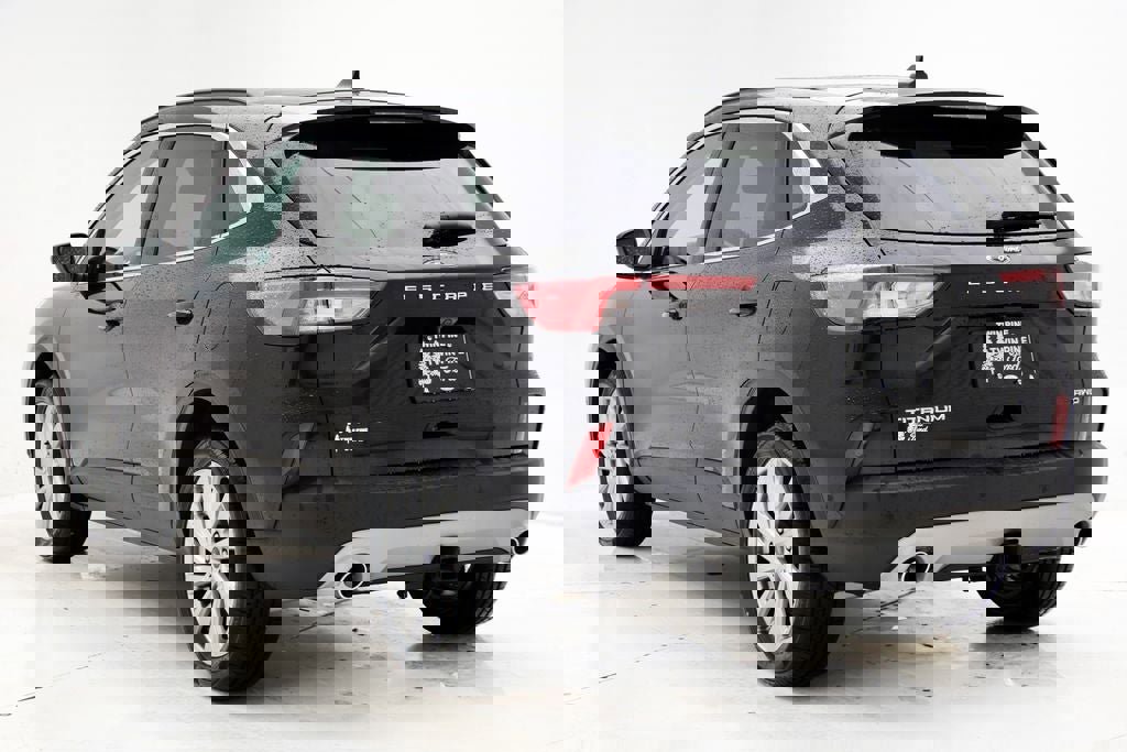 Used 2022 Ford Escape Titanium w/ Titanium Elite Package image 6