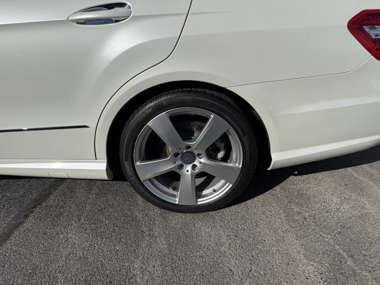 Used 2011 Mercedes-Benz E 350 Sedan image 62