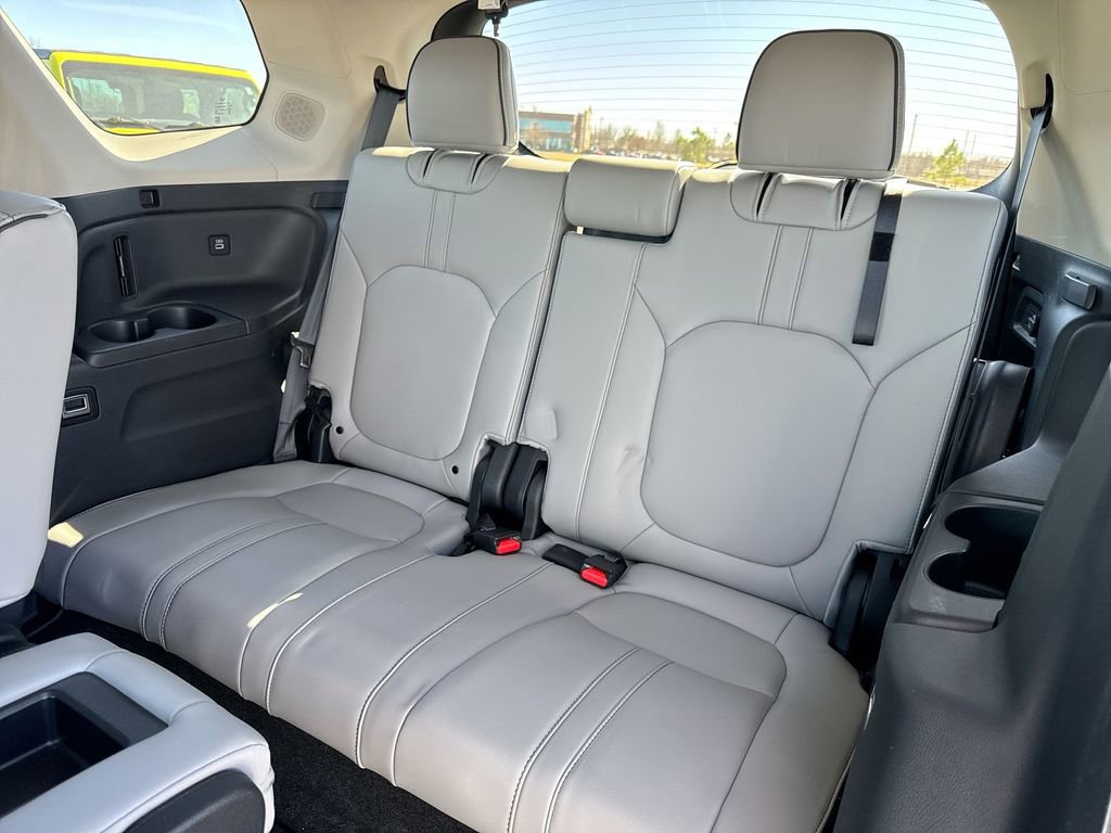 Used 2023 Honda Pilot Elite image 24