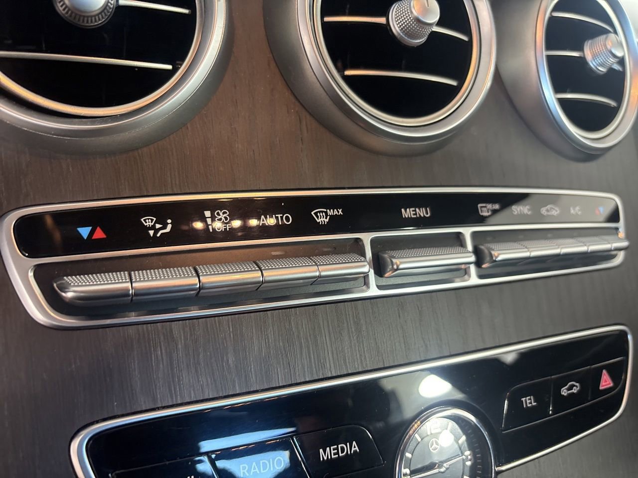 Used 2020 Mercedes-Benz C 300 4MATIC Sedan image 16