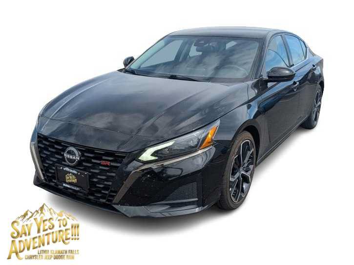 Used 2024 Nissan Altima 2.5 SR FWD image 1
