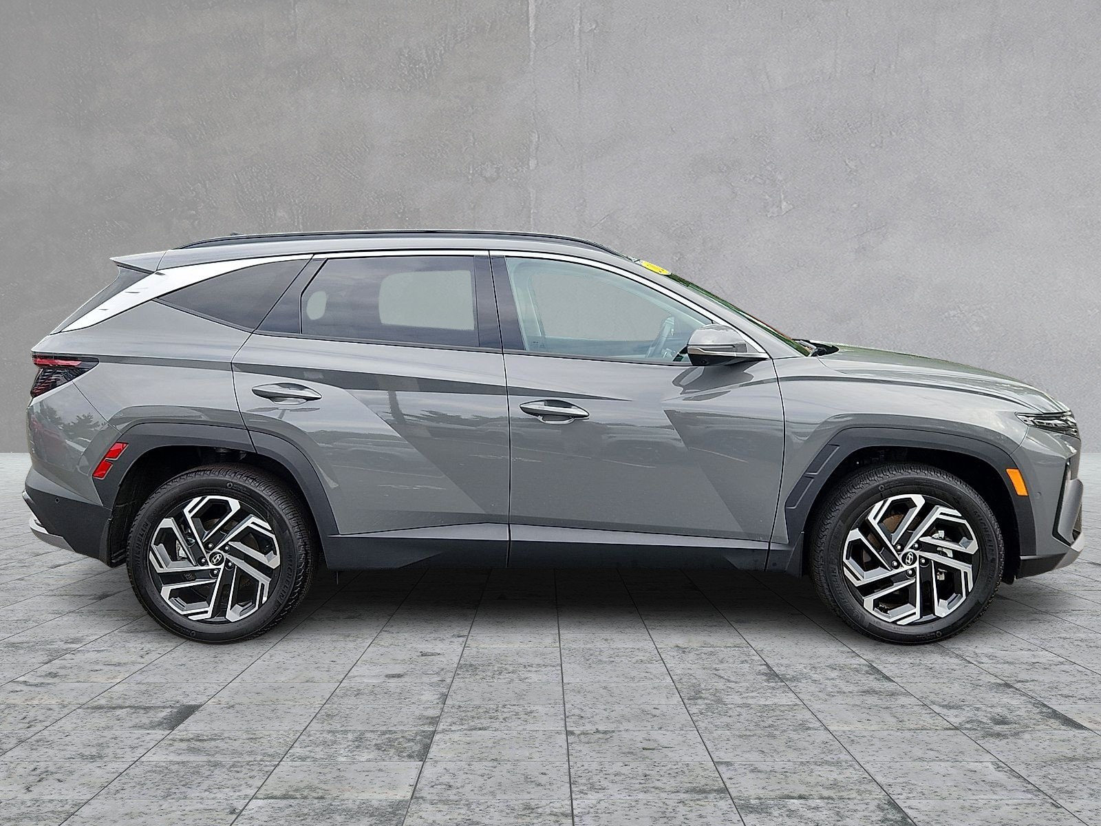 Used 2026 Hyundai Tucson Limited AWD/4WD image 7