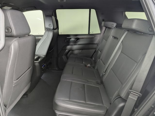 Used 2025 Chevrolet Tahoe LT AWD/4WD image 16