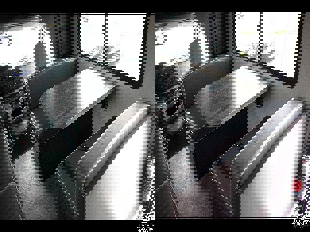 Used 2022 Ford E-450 and Econoline 450 Super Duty w/ Motorhome Prep Package image 27