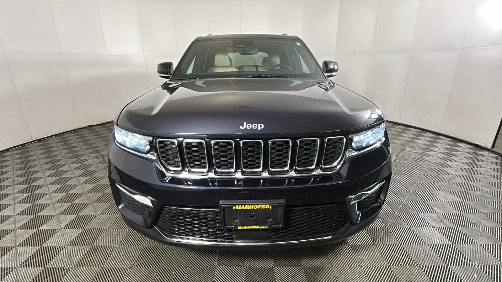Used 2024 Jeep Grand Cherokee Limited 4xe w/ Trailer Tow Package AWD/4WD image 9