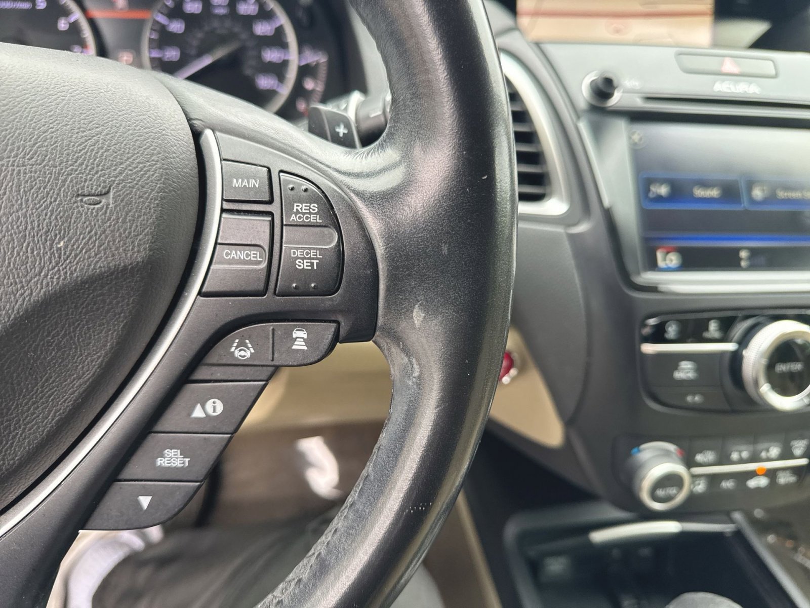 Used 2017 Acura RDX AWD w/ Advance Package image 17