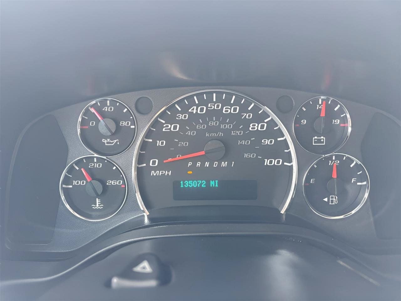Used 2010 Chevrolet Express 2500 Extended RWD image 19