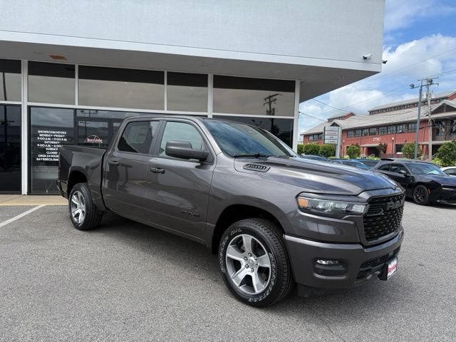 New 2026 RAM 1500 Express AWD/4WD image 2