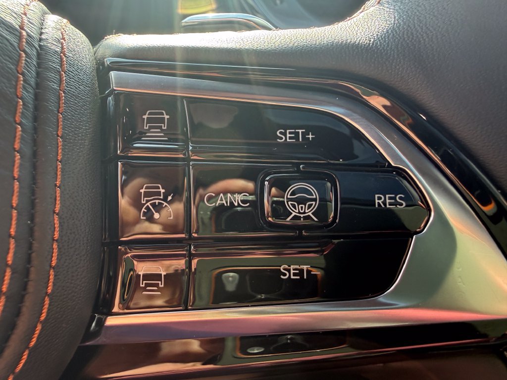 New 2027 Jeep Grand Cherokee Summit AWD/4WD image 17