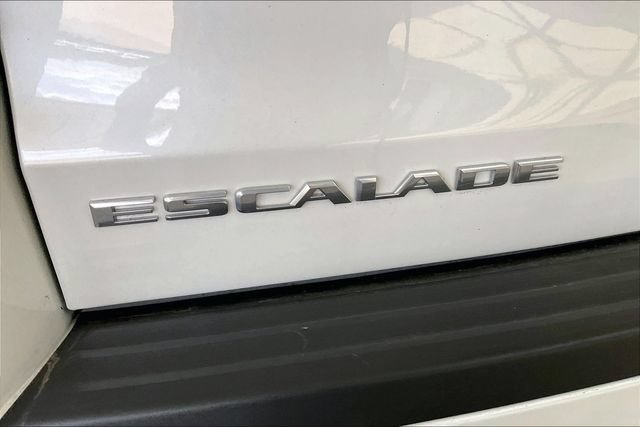 Used 2019 Cadillac Escalade ESV Luxury AWD/4WD image 24