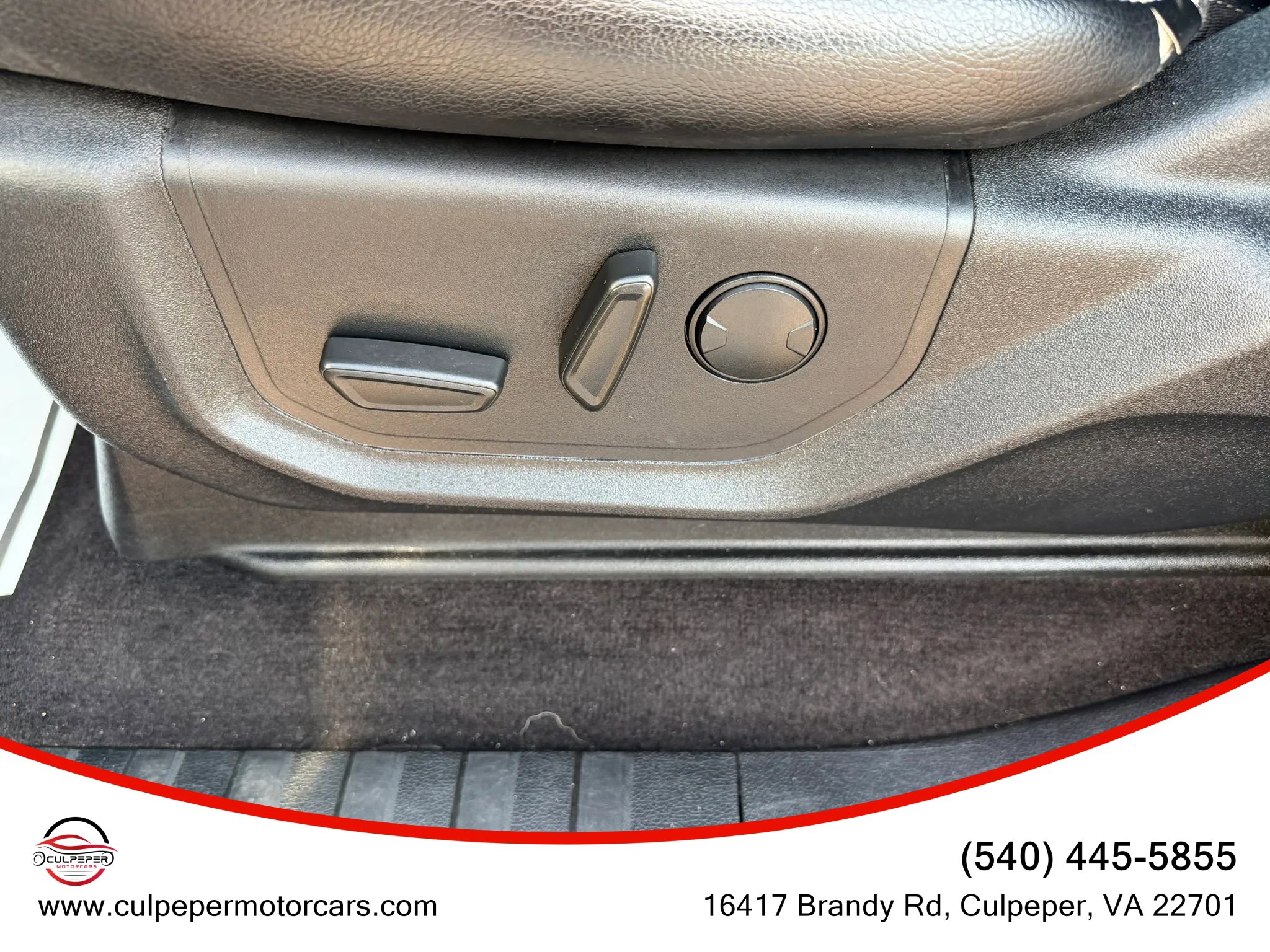 Used 2019 Ford F150 Lariat w/ Equipment Group 502A Luxury AWD/4WD image 8