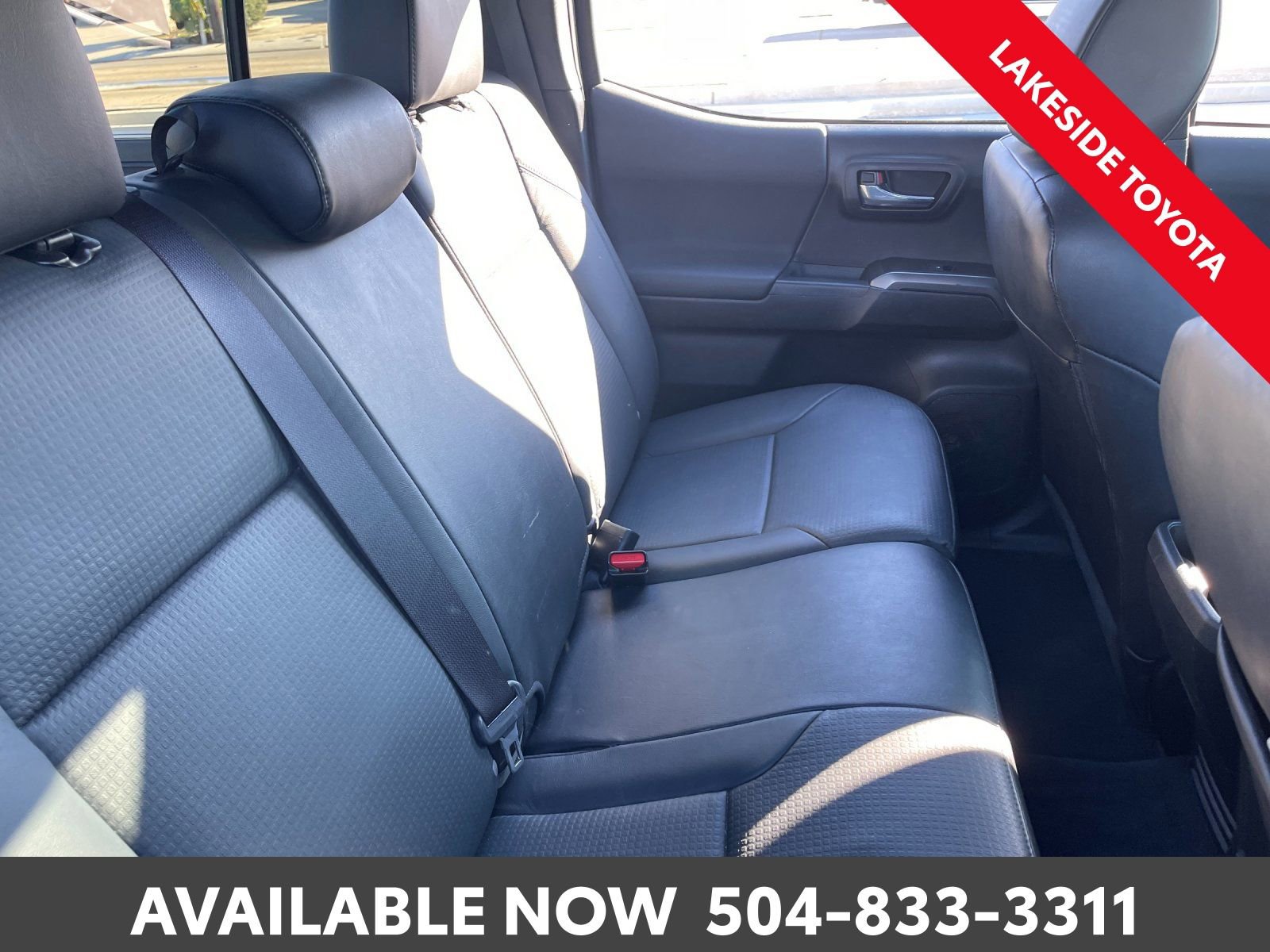 Used 2022 Toyota Tacoma TRD Sport w/ TRD Premium Sport Package image 18