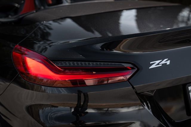 Used 2023 BMW Z4 sDrive30i w/ Shadowloine Package image 16