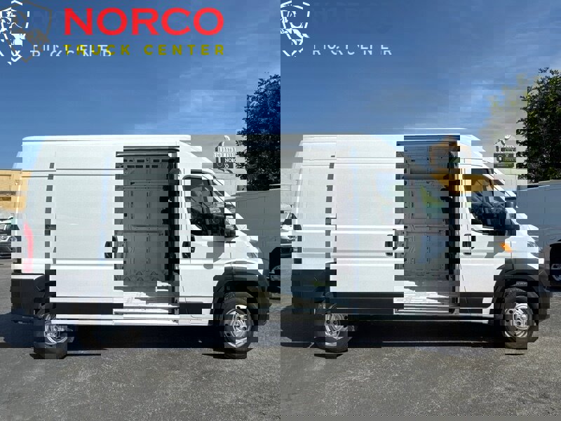 Used 2023 RAM ProMaster 3500 image 2