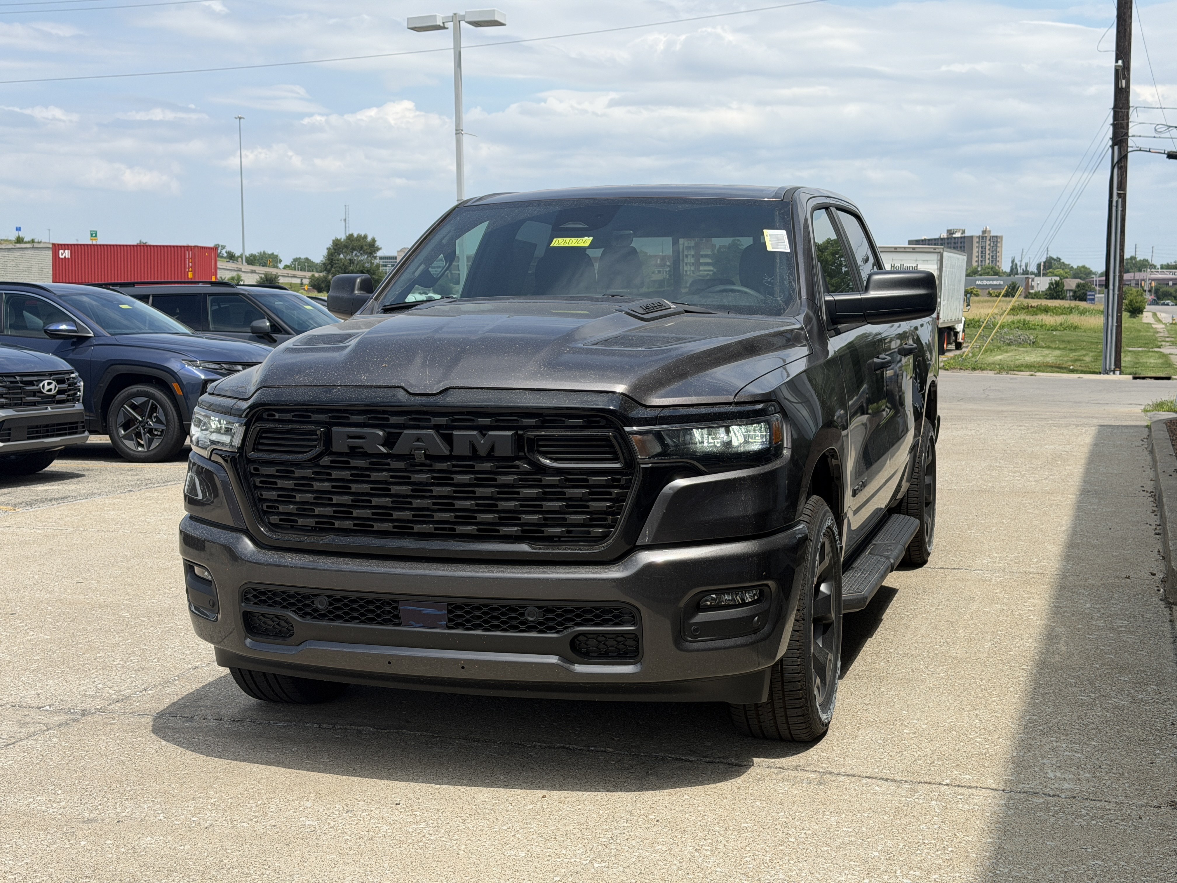 New 2026 RAM 1500 Express AWD/4WD image 15