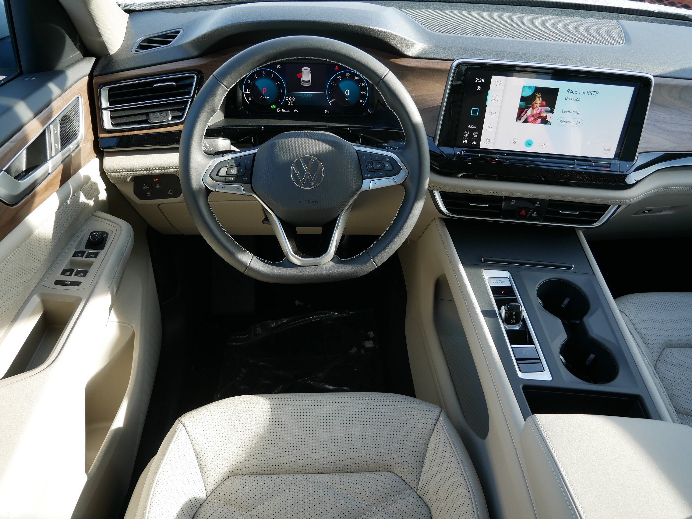 New 2026 Volkswagen Atlas SE AWD/4WD image 7