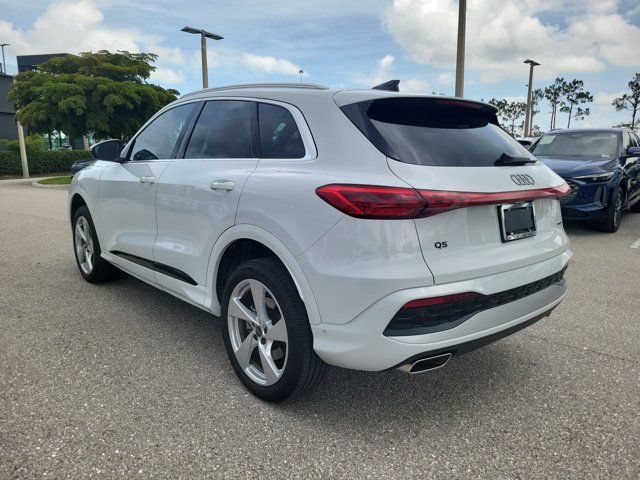Certified 2025 Audi Q5 Premium Plus w/ Premium Plus AWD/4WD image 5