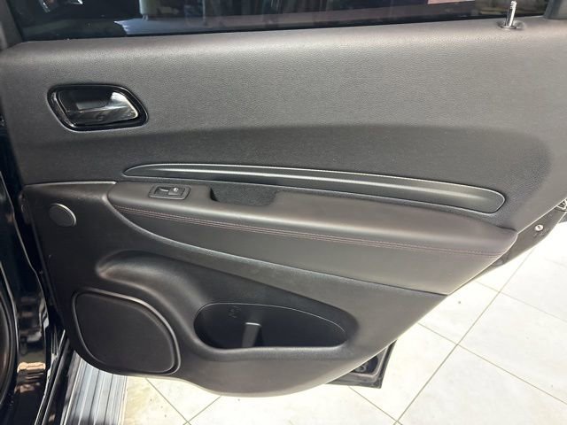 Used 2021 Dodge Durango R/T w/ Technology Group RWD image 16