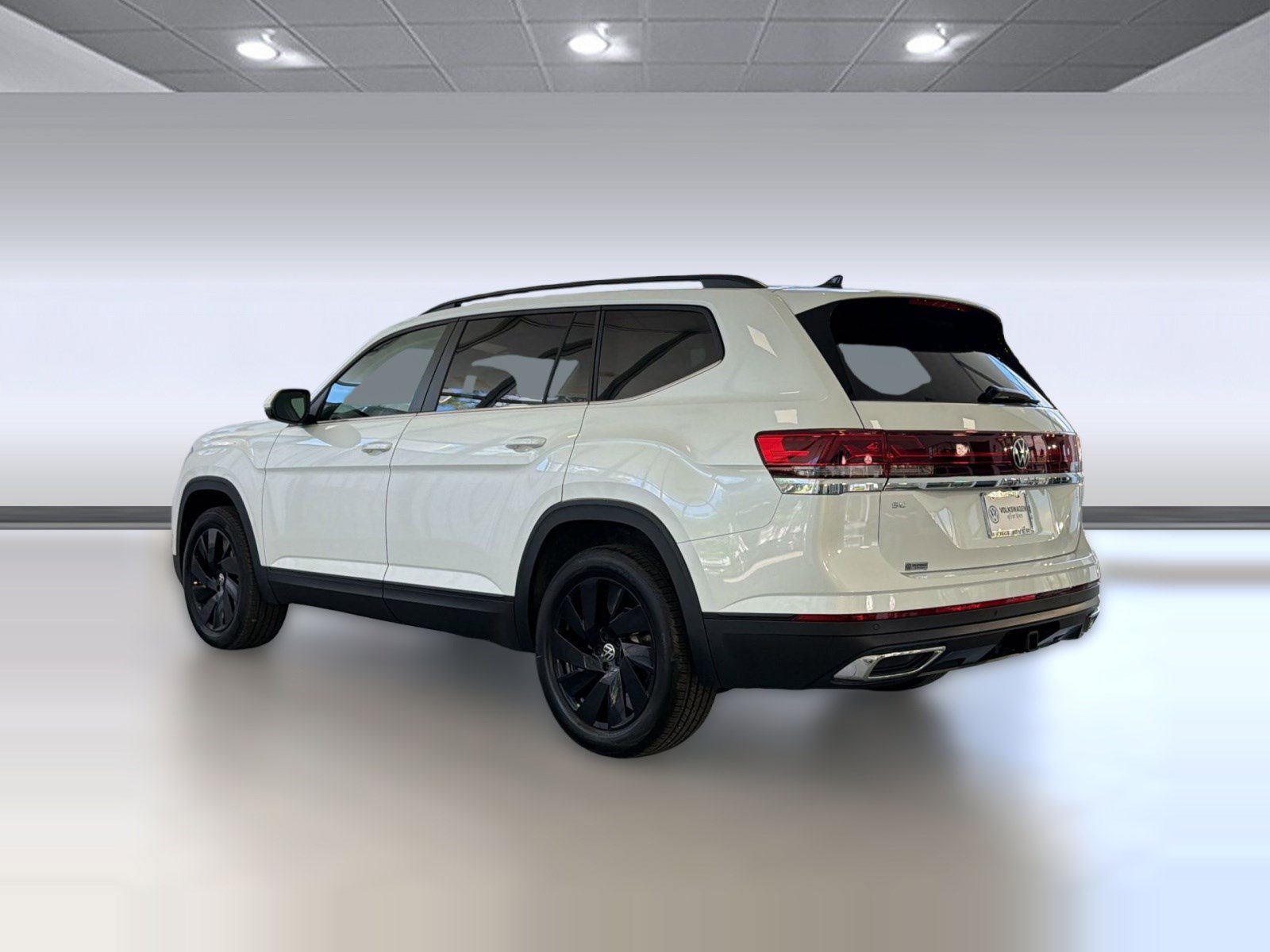 New 2026 Volkswagen Atlas SE FWD image 3
