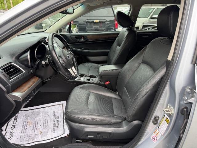 Used 2016 Subaru Outback 2.5i Limited AWD/4WD image 16