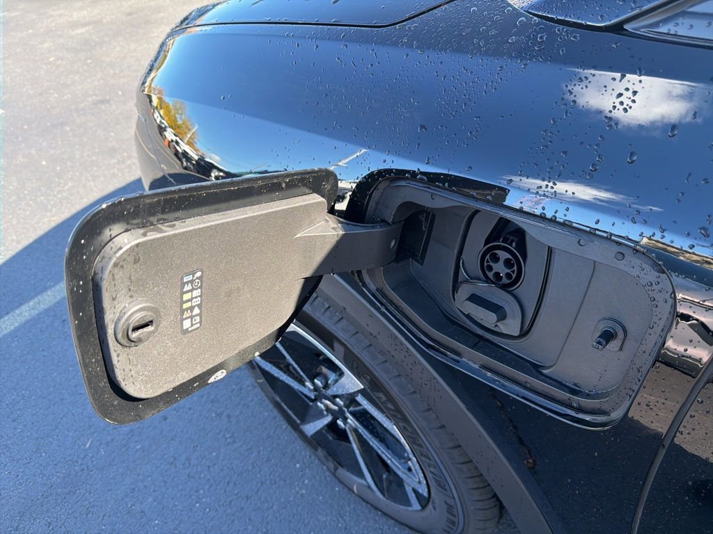 New 2026 Chevrolet Equinox EV LT image 44