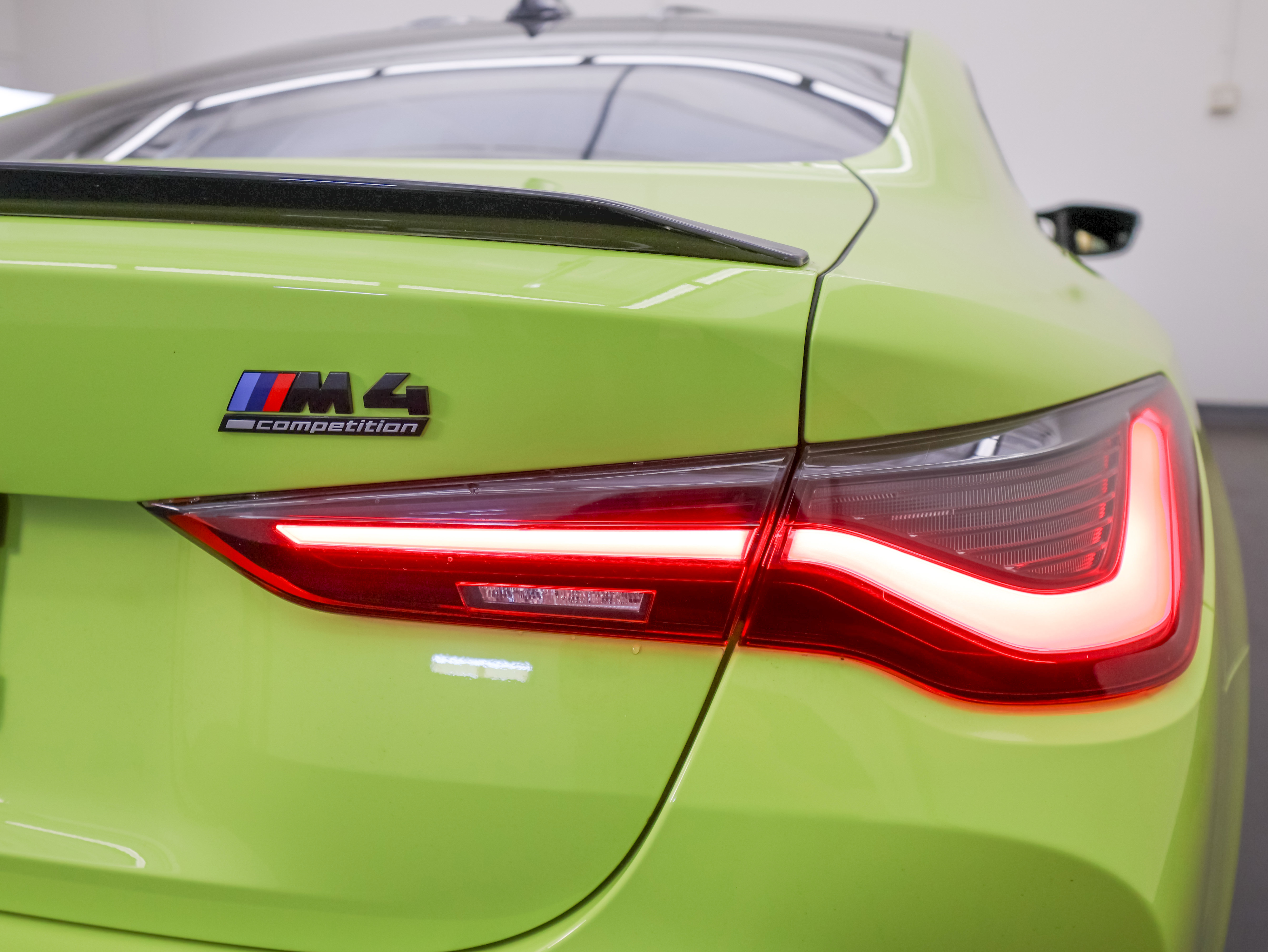 Used 2022 BMW M4 xDrive Competition w/ Executive Package AWD/4WD image 38