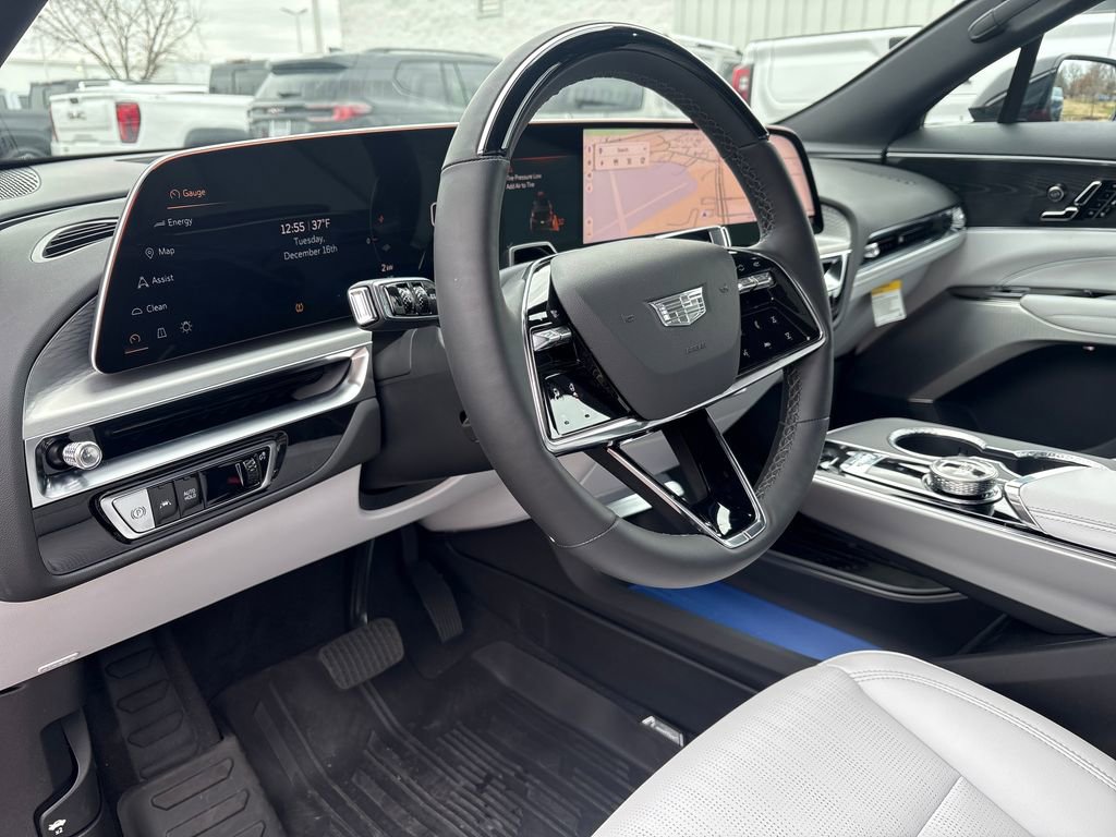 New 2025 Cadillac Lyriq Premium Luxury w/ LPO, Floor Liner Package image 14