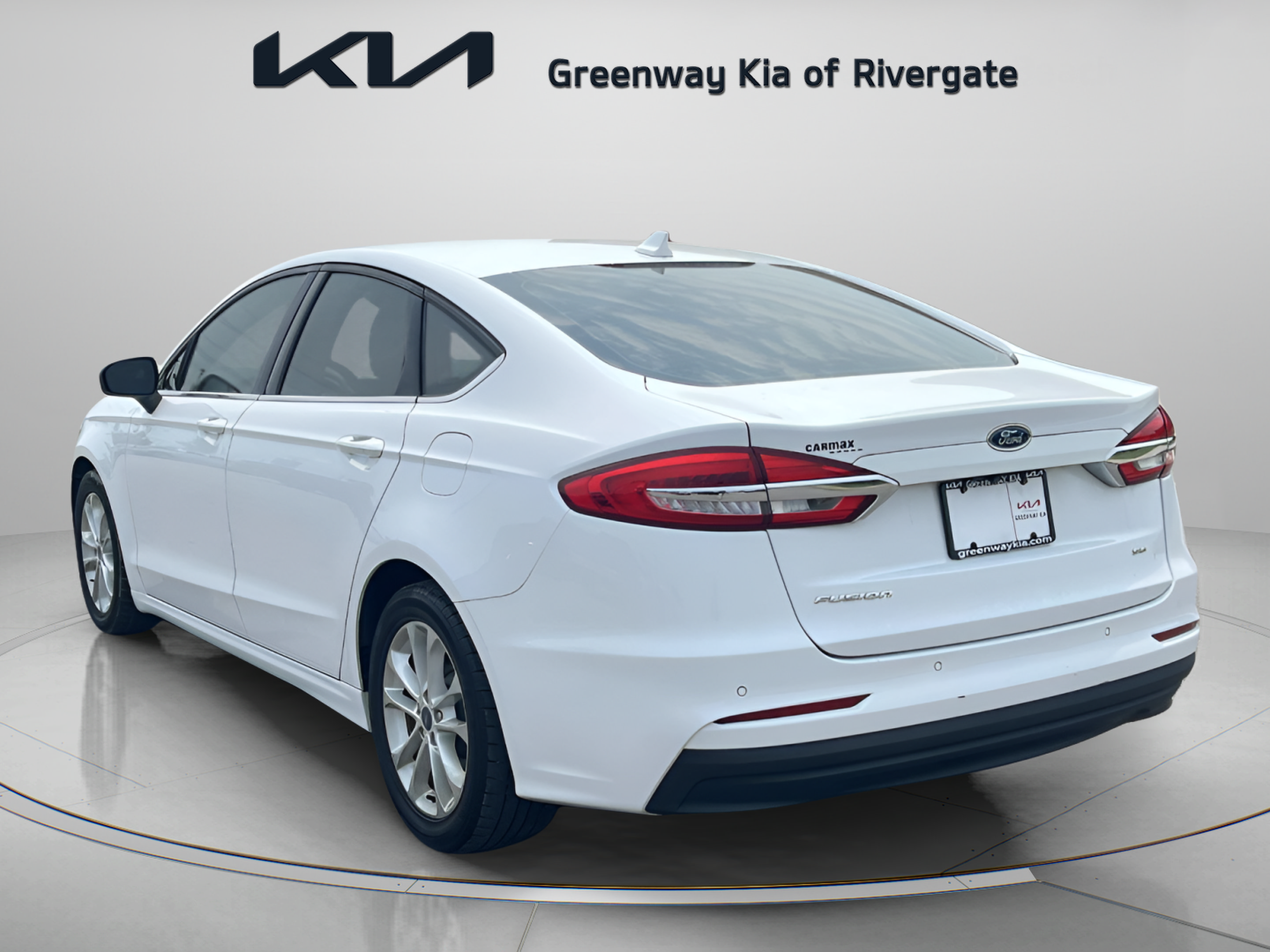 Used 2019 Ford Fusion SE FWD image 5