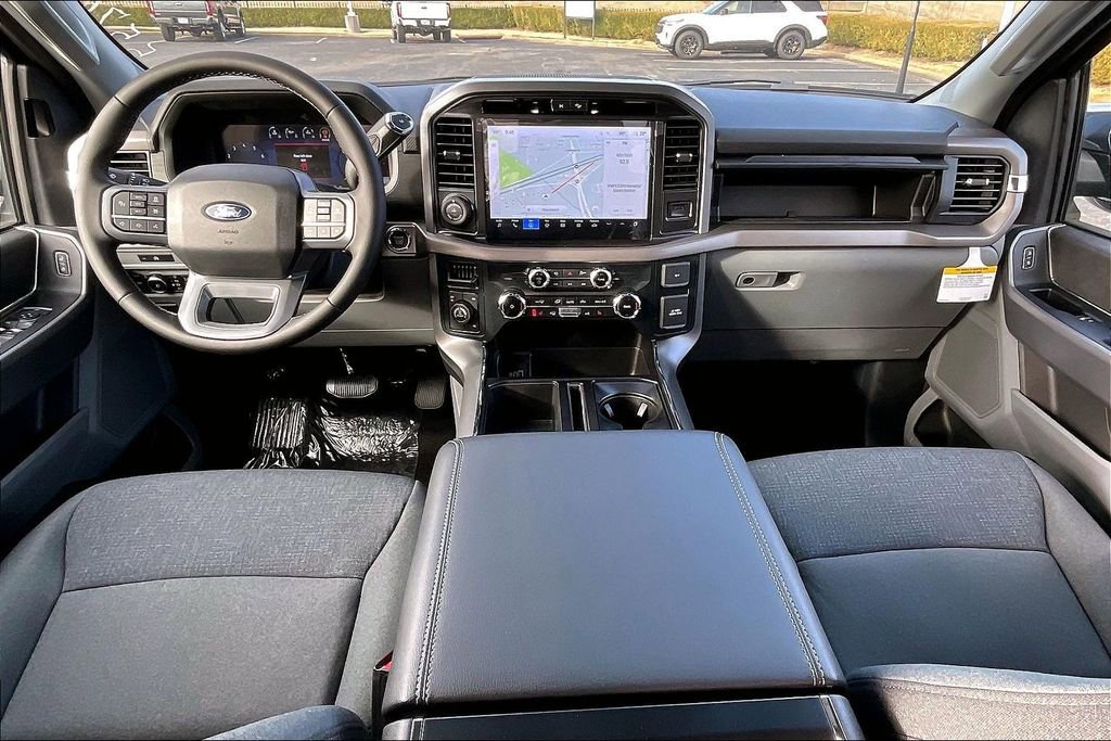 New 2025 Ford F150 XLT w/ Equipment Group 302A MID image 5
