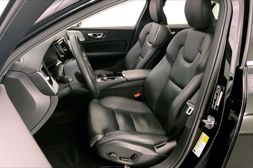 Used 2021 Volvo S60 T8 Inscription w/ Climate Package AWD/4WD image 13