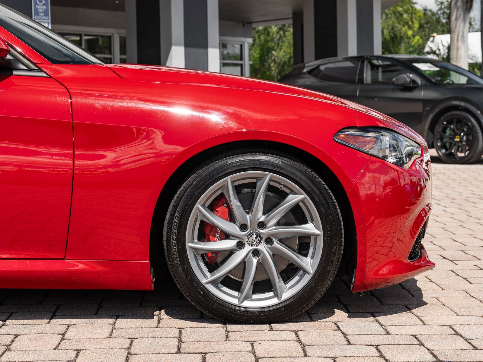 Used 2023 Alfa Romeo Giulia Sprint image 11