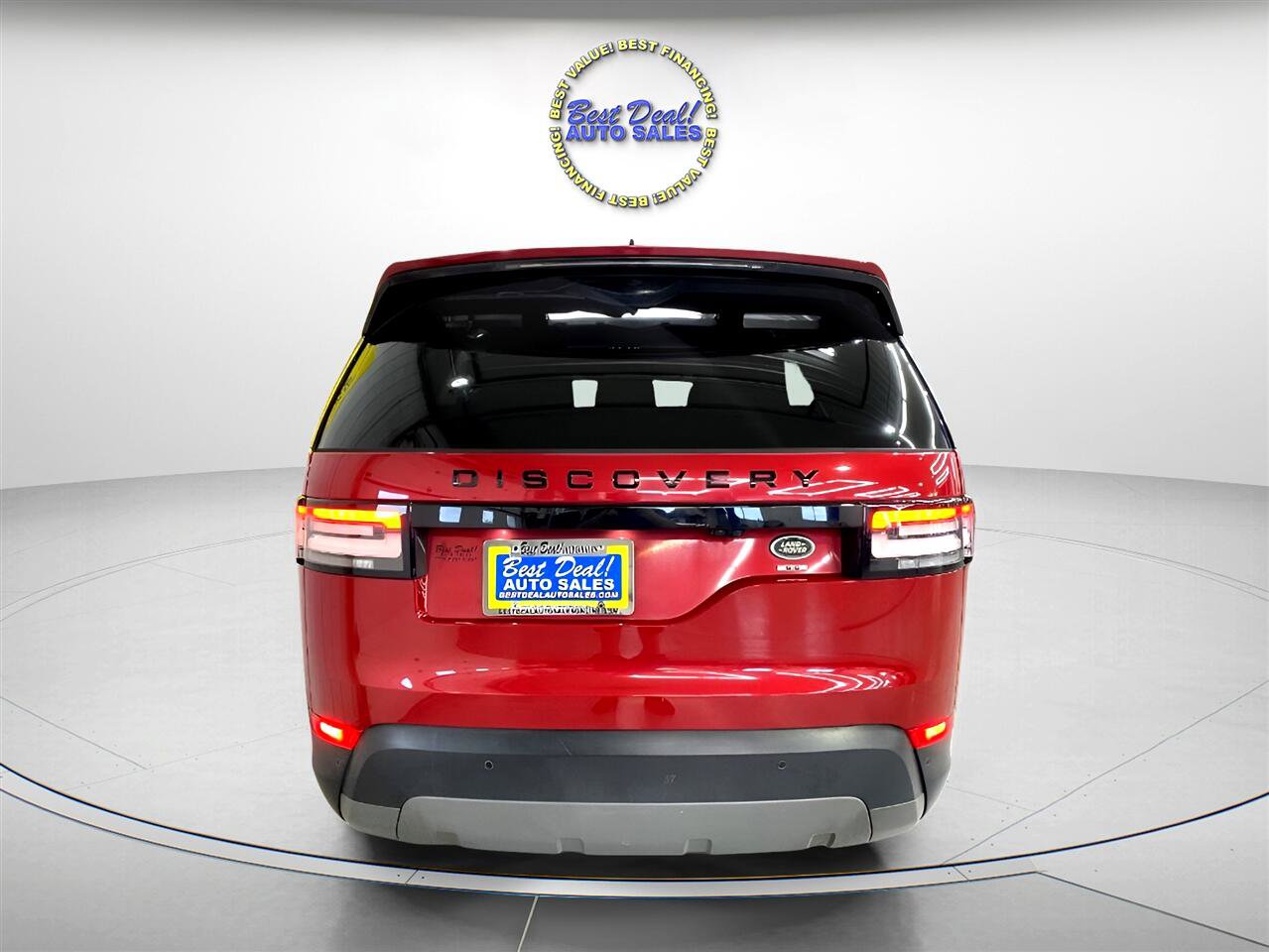 Used 2017 Land Rover Discovery SE image 6