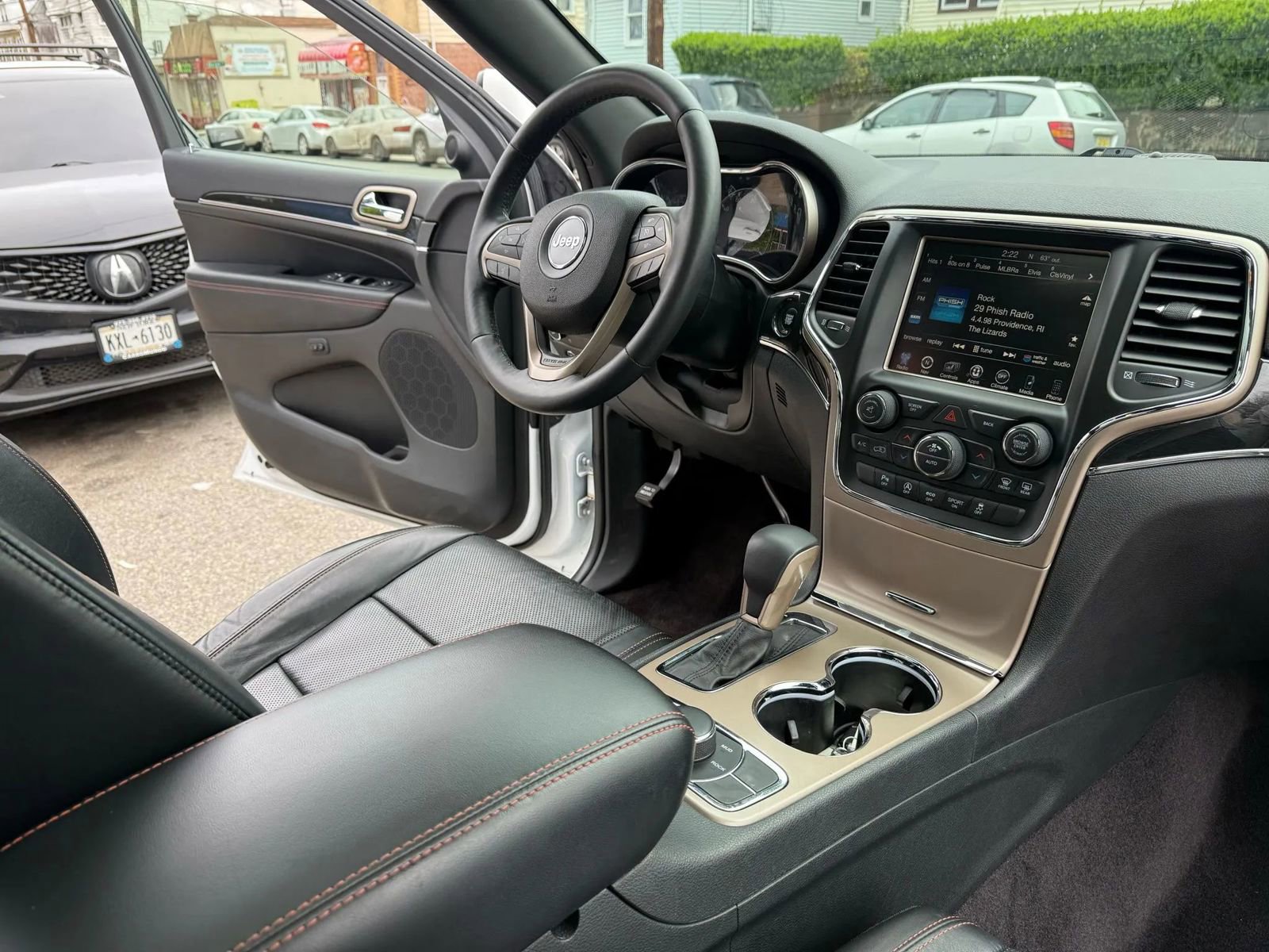Used 2016 Jeep Grand Cherokee Limited 75th Anniversary AWD/4WD image 7
