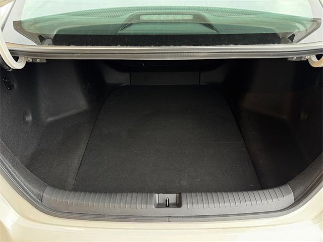 Used 2025 Honda Accord SE image 13