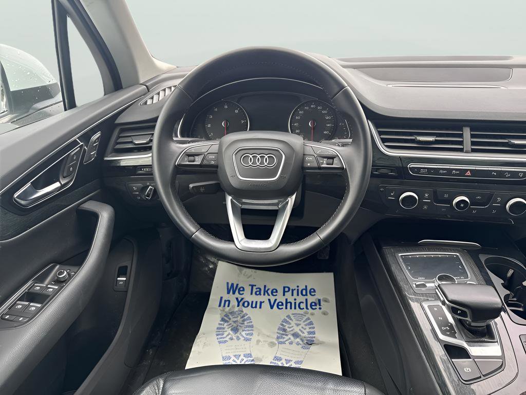 Used 2017 Audi Q7 3.0T Premium image 21