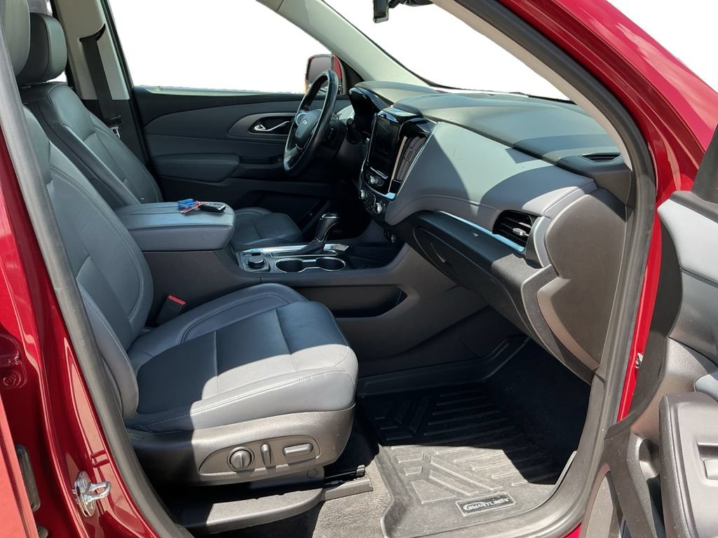Used 2019 Chevrolet Traverse Premier w/ Driver Confidence II Package FWD image 25