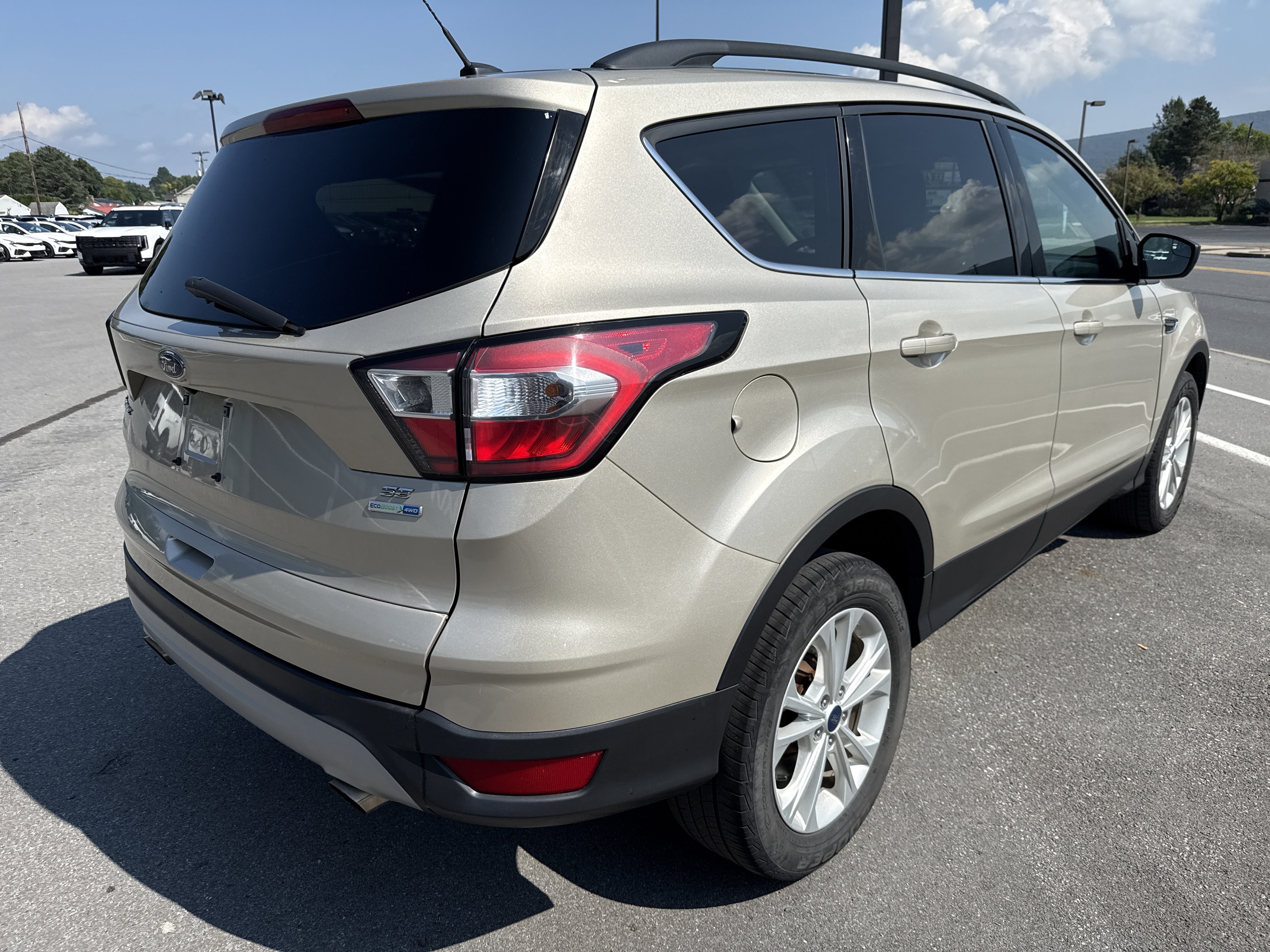 Used 2018 Ford Escape SE AWD/4WD video 3