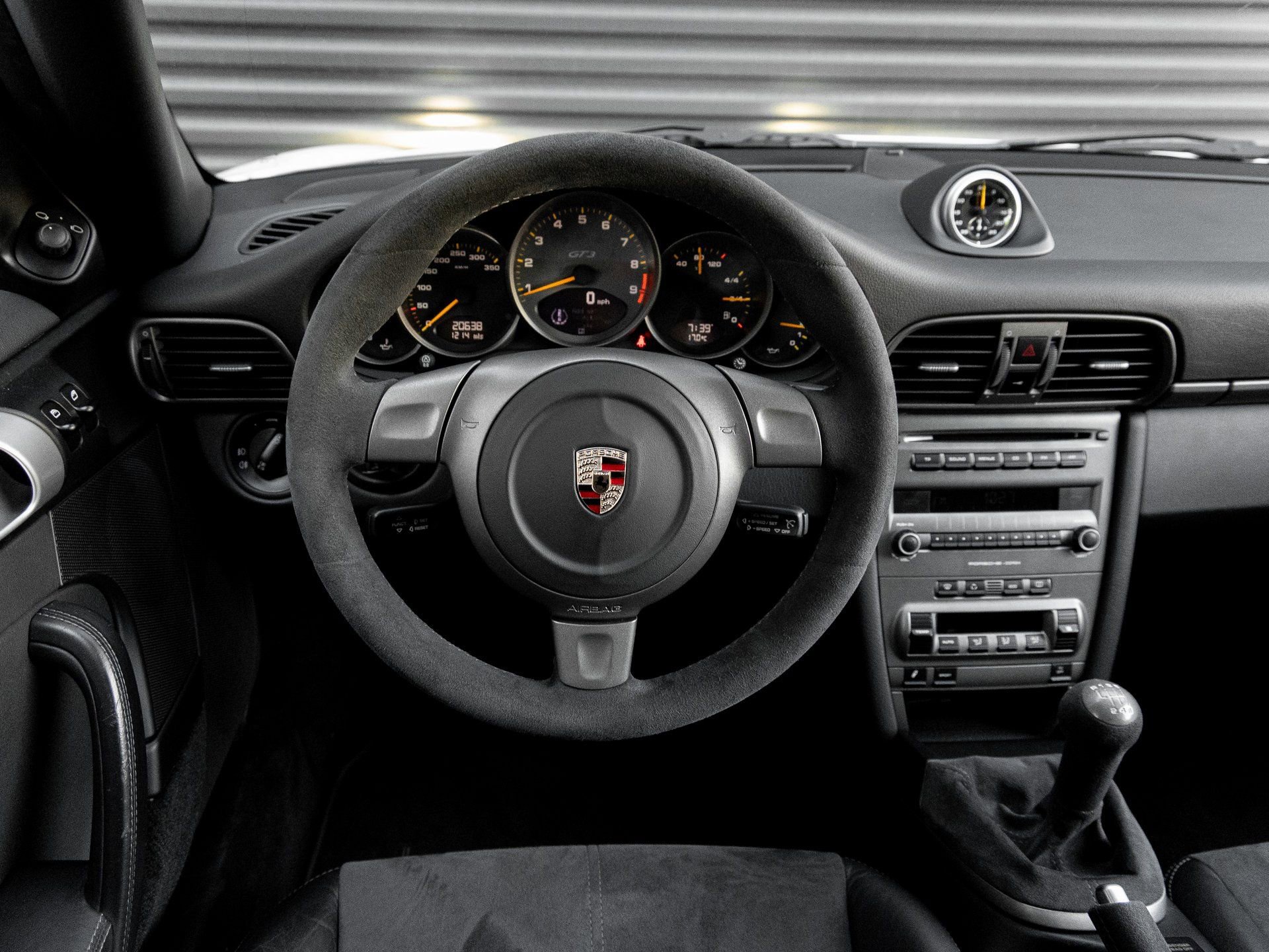 Used 2007 Porsche 911 GT3 image 21