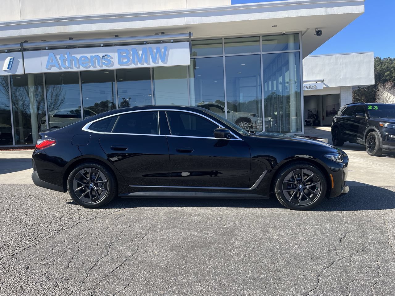 Used 2026 BMW i4 eDrive40 w/ Premium Package RWD image 9
