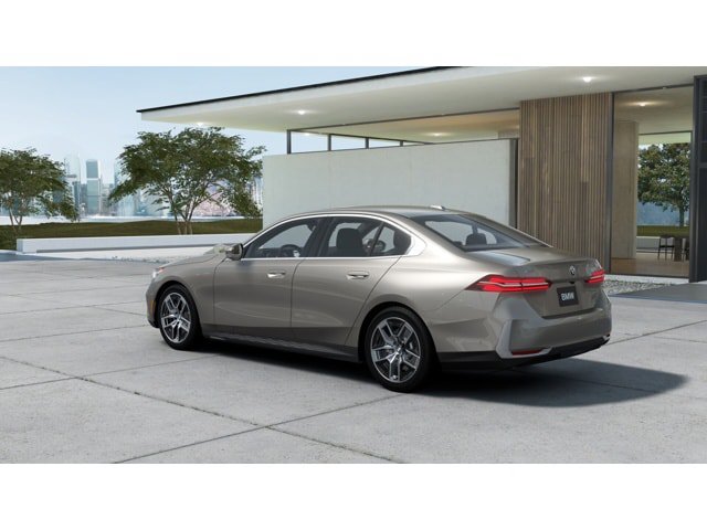 New 2026 BMW 530i xDrive w/ Premium Package AWD/4WD image 2